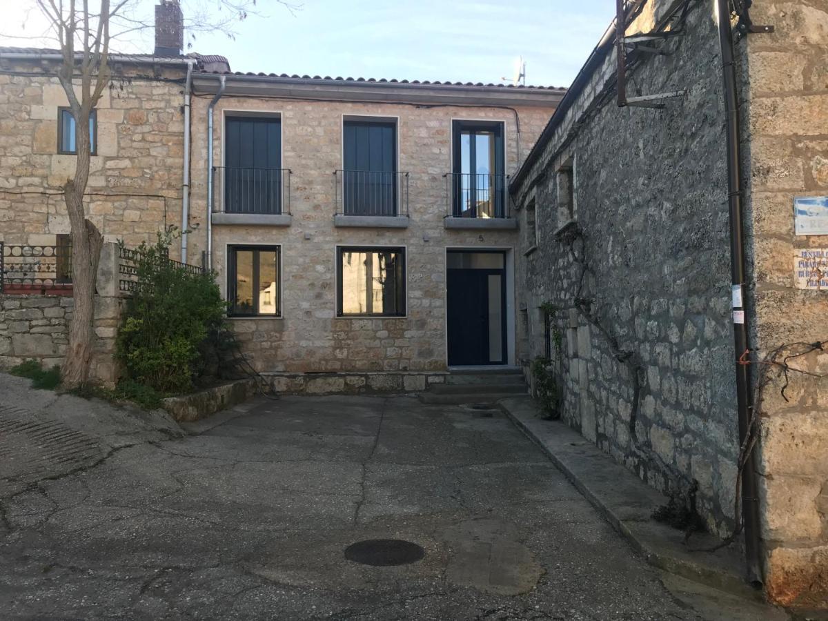 El Pecu Casa Rural Starfamiliar Bustillo Del Paramo エクステリア 写真